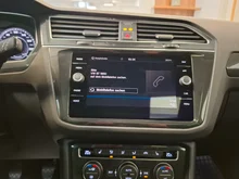 VW Tiguan Sky TSI in Deep Black Perlef.