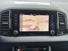 Škoda Karoq SPORTLINE TSI DSG ACT in Black-Magic Perleffekt