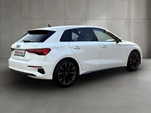 Audi A3 Sportback 30 TFSI intense in ibisweiß