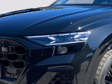 Audi Q8 e-hybrid quattro 290 kW in Mythosschwarz Metallic