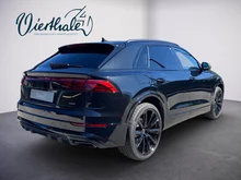 Audi Q8 e-hybrid quattro 290 kW in Mythosschwarz Metallic