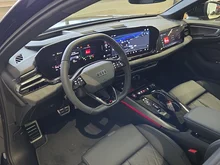 Audi A5 Avant e-hybrid quattro 270 kW in Nachtblau Metallic