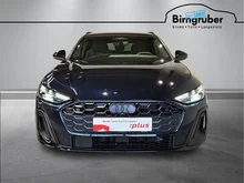 Audi A5 Avant e-hybrid quattro 270 kW in Nachtblau Metallic