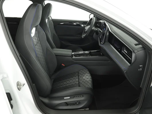 Bild eines Passat Variant Sport eHybrid 150kW