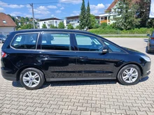 Ford Galaxy 2,0 TDCi AWD Trend Start/Stop in schwarz - normal