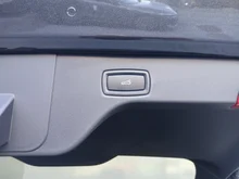 Porsche Macan 4 in vulkangraumetallic