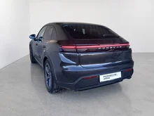 Porsche Macan 4 in vulkangraumetallic