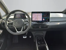 VW ID.3 Pro Perf. 170 kW Business in Mondsteingrau Dach schwarz