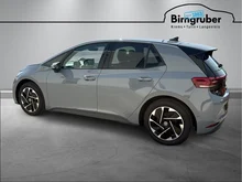 VW ID.3 Pro Perf. 170 kW Business in Mondsteingrau Dach schwarz