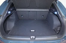 CUPRA Terramar 1.5 e-TSI 150 PS DSG in Fjord-Blau