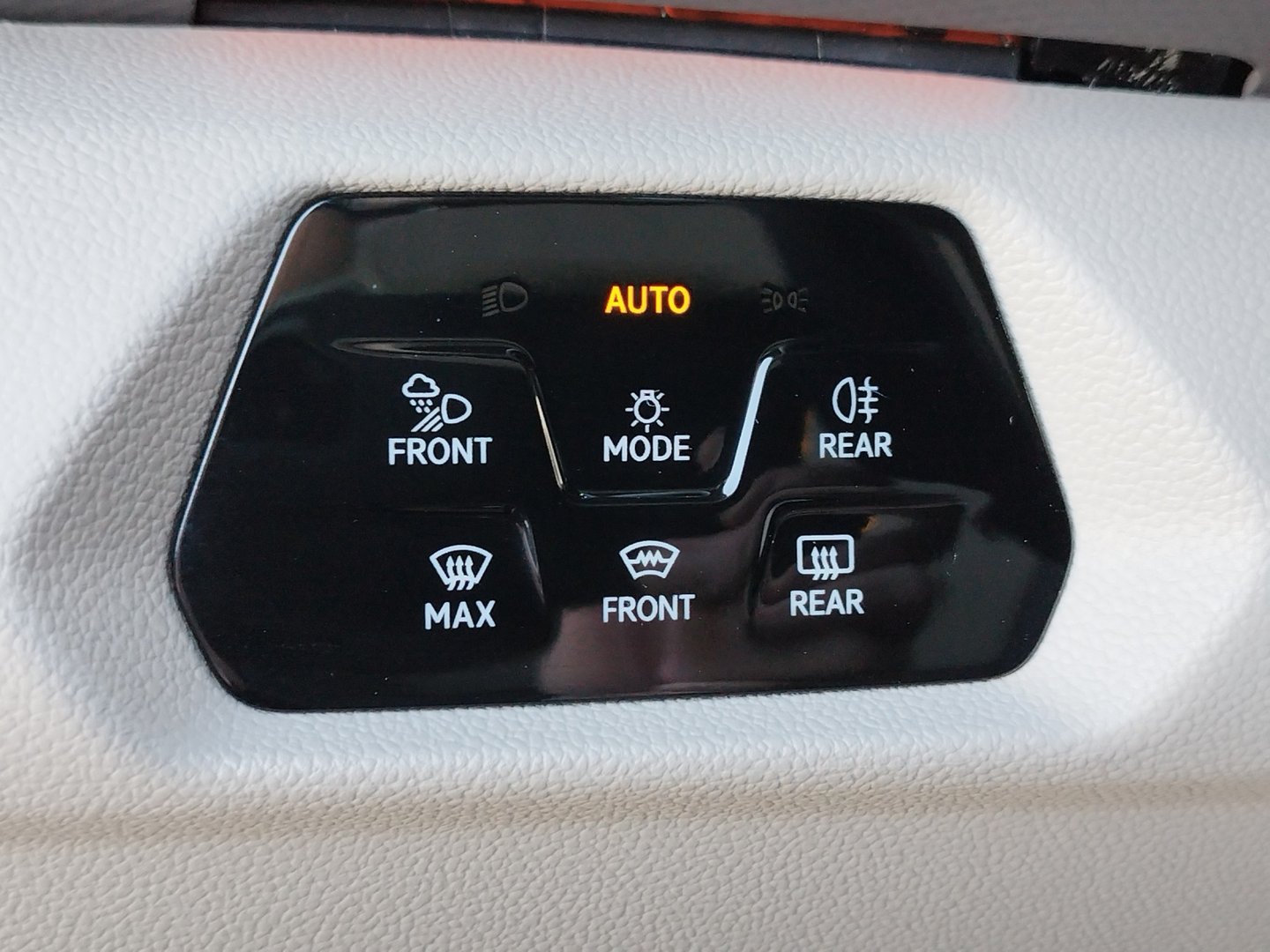 VW California Ocean eHybrid 180 kW 4M | Bild 17 von 24