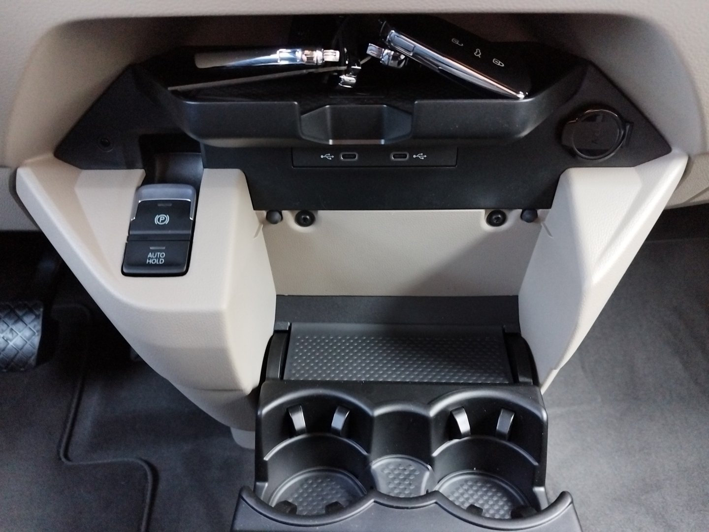 VW California Ocean eHybrid 180 kW 4M | Bild 24 von 24