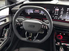 Audi S6 Avant e-tron in Daytonagrau Perleffekt