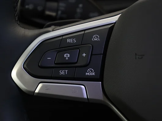 Bild eines T-Roc Life eTSI DSG