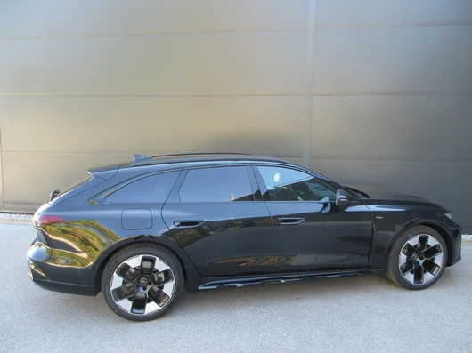 Bild eines A6 allroad e-hybrid quattro 270 kW