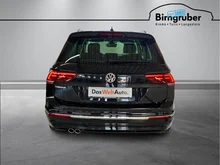 VW Tiguan Sky TSI ACT OPF in Deep Black Perleffekt