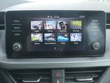 Škoda Kamiq Ambition TSI DSG in 1Z Schwarz-Magic Perleffekt
