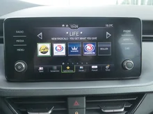 Škoda Kamiq Ambition TSI DSG in 1Z Schwarz-Magic Perleffekt