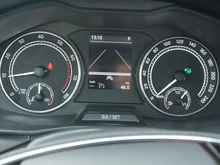 Škoda Kamiq Ambition TSI DSG in 1Z Schwarz-Magic Perleffekt