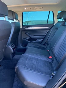 VW Passat Variant Highline BMT/Start-Stopp in SCHWARZ
