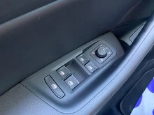 VW Passat Variant Highline BMT/Start-Stopp in SCHWARZ