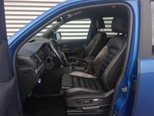 VW Amarok Aventura V6 TDI 4x4 permanent in ravennablau matt