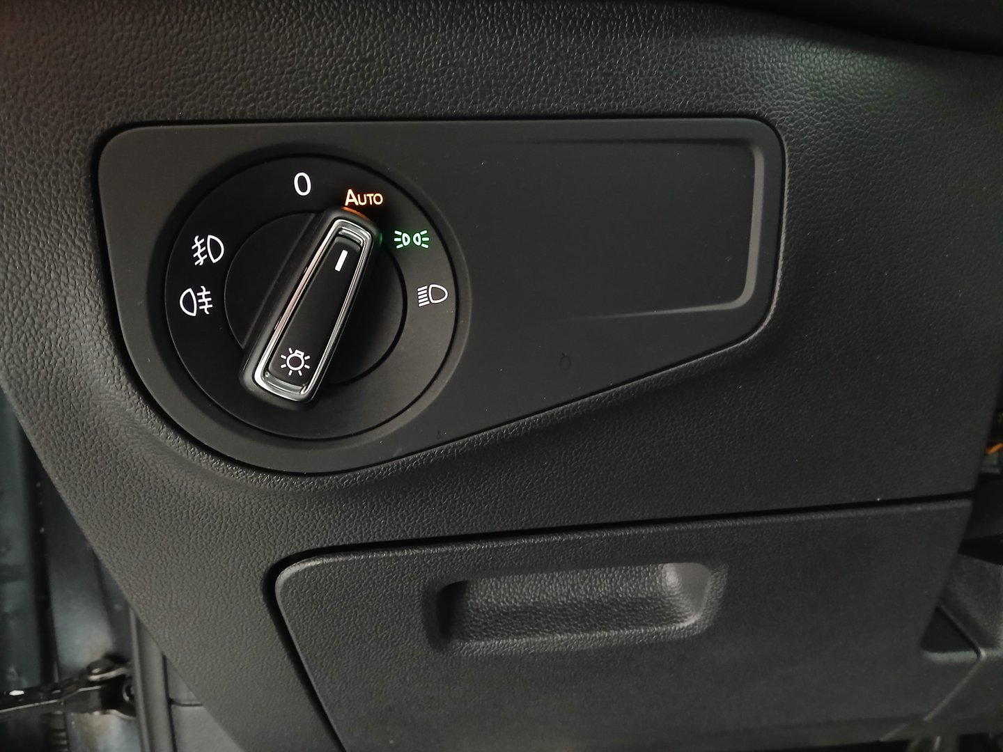 VW Tiguan All. HL TSI OPF 4MOTION DSG 5-Sit | Bild 12 von 35