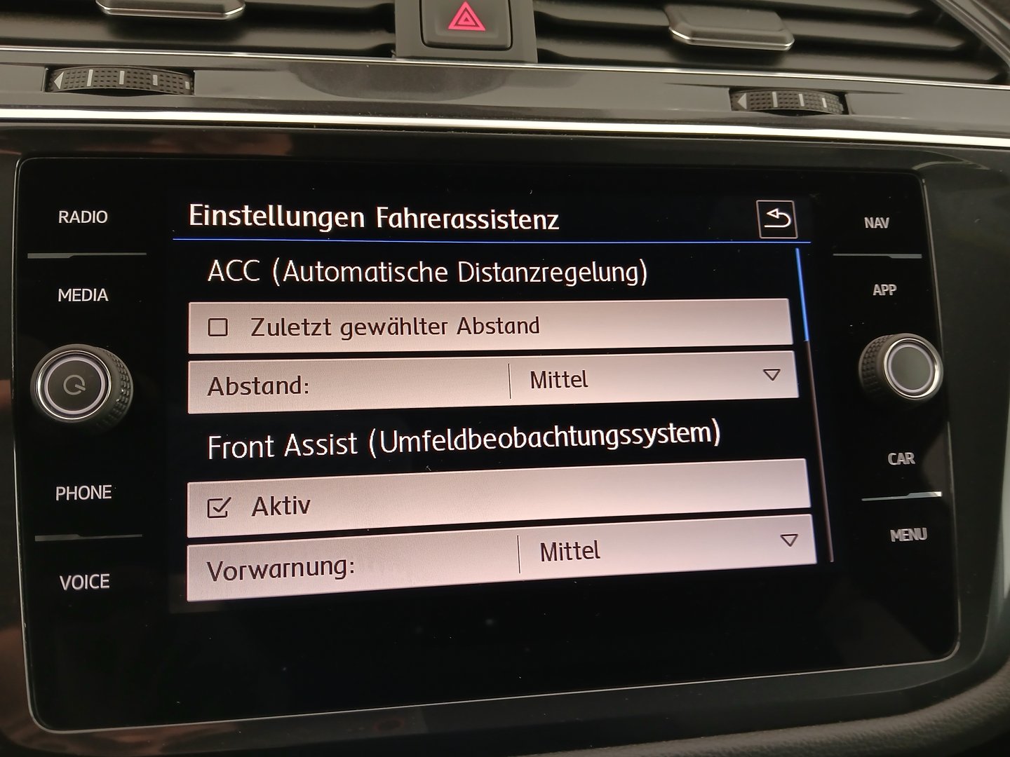 VW Tiguan All. HL TSI OPF 4MOTION DSG 5-Sit | Bild 24 von 35