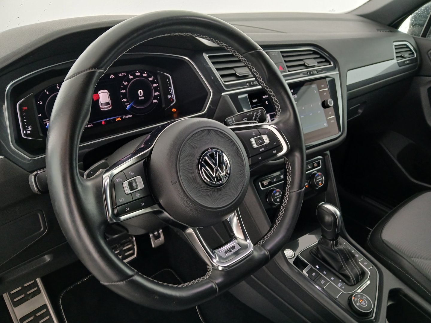 VW Tiguan All. HL TSI OPF 4MOTION DSG 5-Sit | Bild 16 von 35