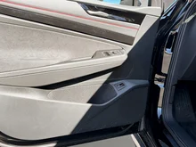 VW ID.7 Tourer GTX 4MOTION 250kW Business in Grenadillschwarz Metallic