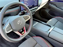 VW ID.7 Tourer GTX 4MOTION 250kW Business in Grenadillschwarz Metallic