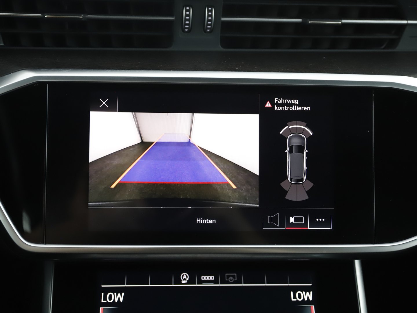 Audi A6 Avant 40 TDI quattro Design | Bild 16 von 22
