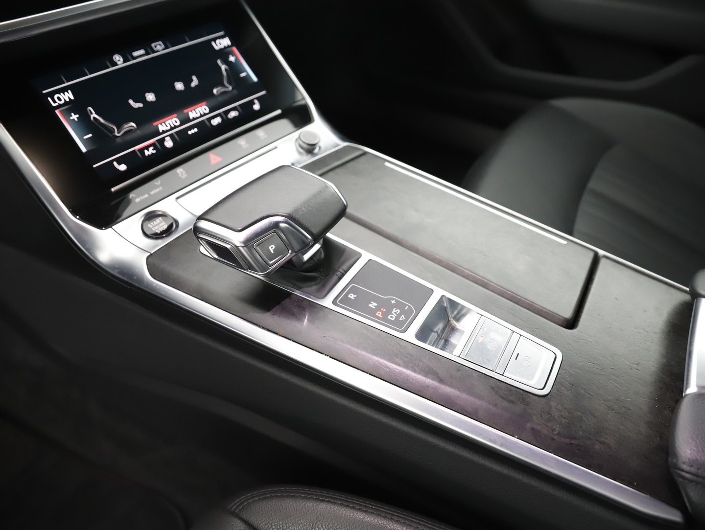 Audi A6 Avant 40 TDI quattro Design | Bild 18 von 22