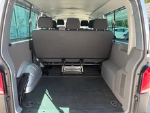 VW Transporter Kombi LR TDI 4MOTION in Reflexsilber Metallic