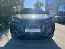 Audi SQ6 Sportback e-tron in Daytonagrau Perleffekt