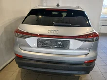 Audi Q4 e-tron 40 e-tron in Florettsilber metallic