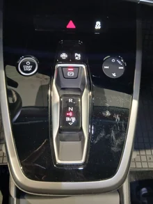 Audi Q4 e-tron 40 e-tron in Florettsilber metallic
