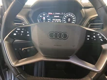 Audi Q4 e-tron 40 e-tron in Florettsilber metallic