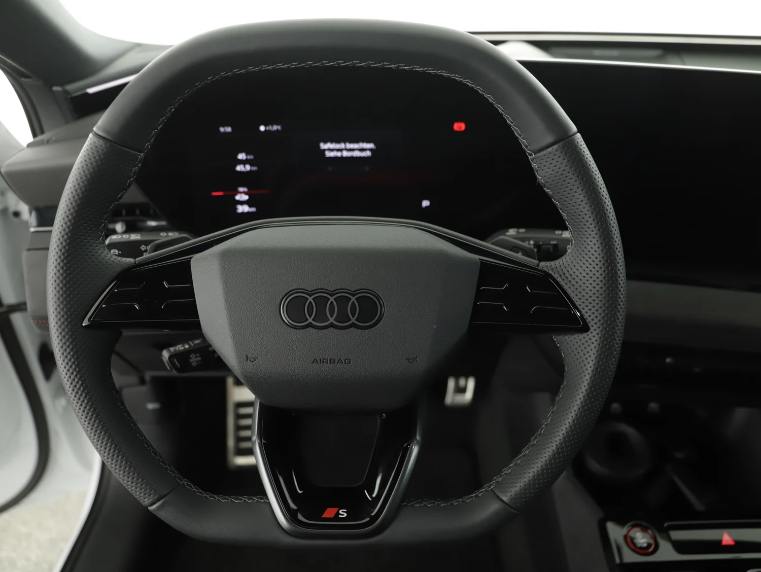 Bild eines Audi S6 Avant e-tron