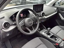 Audi Q2 35 TFSI advanced in L5 Florettsilber Metallic