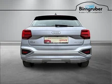 Audi Q2 35 TFSI advanced in L5 Florettsilber Metallic