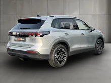 VW Tiguan Friends eTSI DSG in Oyster Silver Metallic