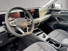 VW Tiguan Friends eTSI DSG in Oyster Silver Metallic