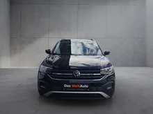VW T-Cross Life TSI DSG in Deep Black Perleffekt