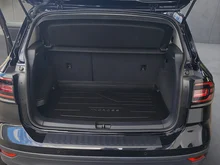 VW T-Cross Life TSI DSG in Deep Black Perleffekt