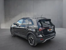 VW T-Cross Life TSI DSG in Deep Black Perleffekt