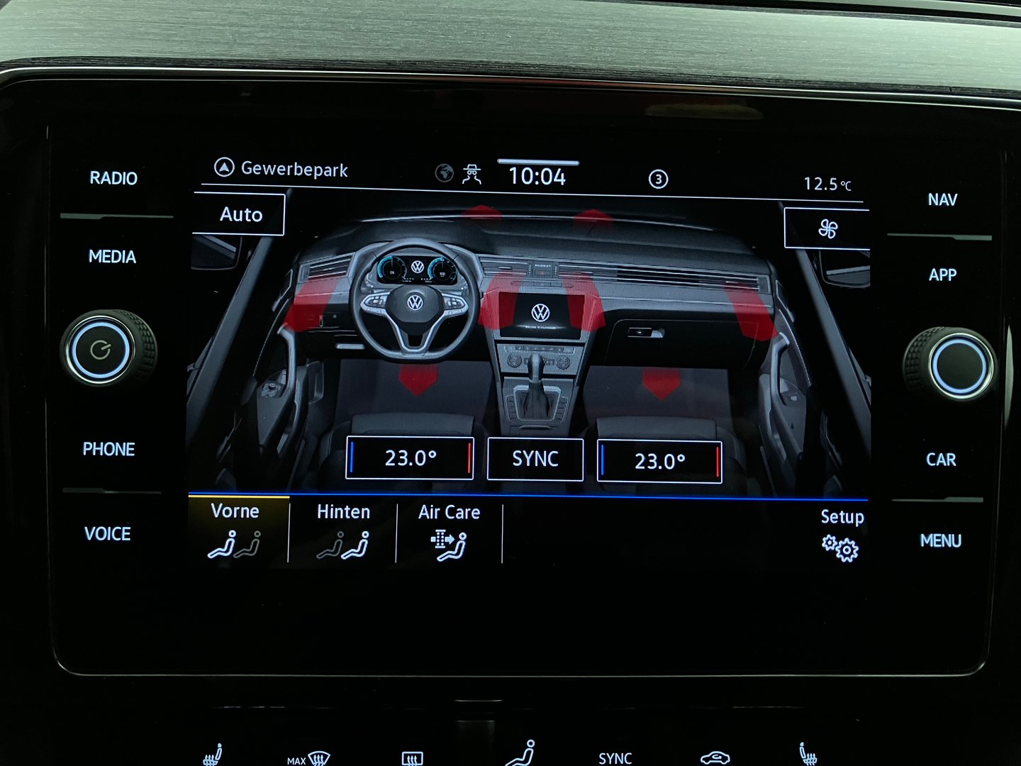 VW Passat Variant Elegance TDI DSG | Bild 22 von 39