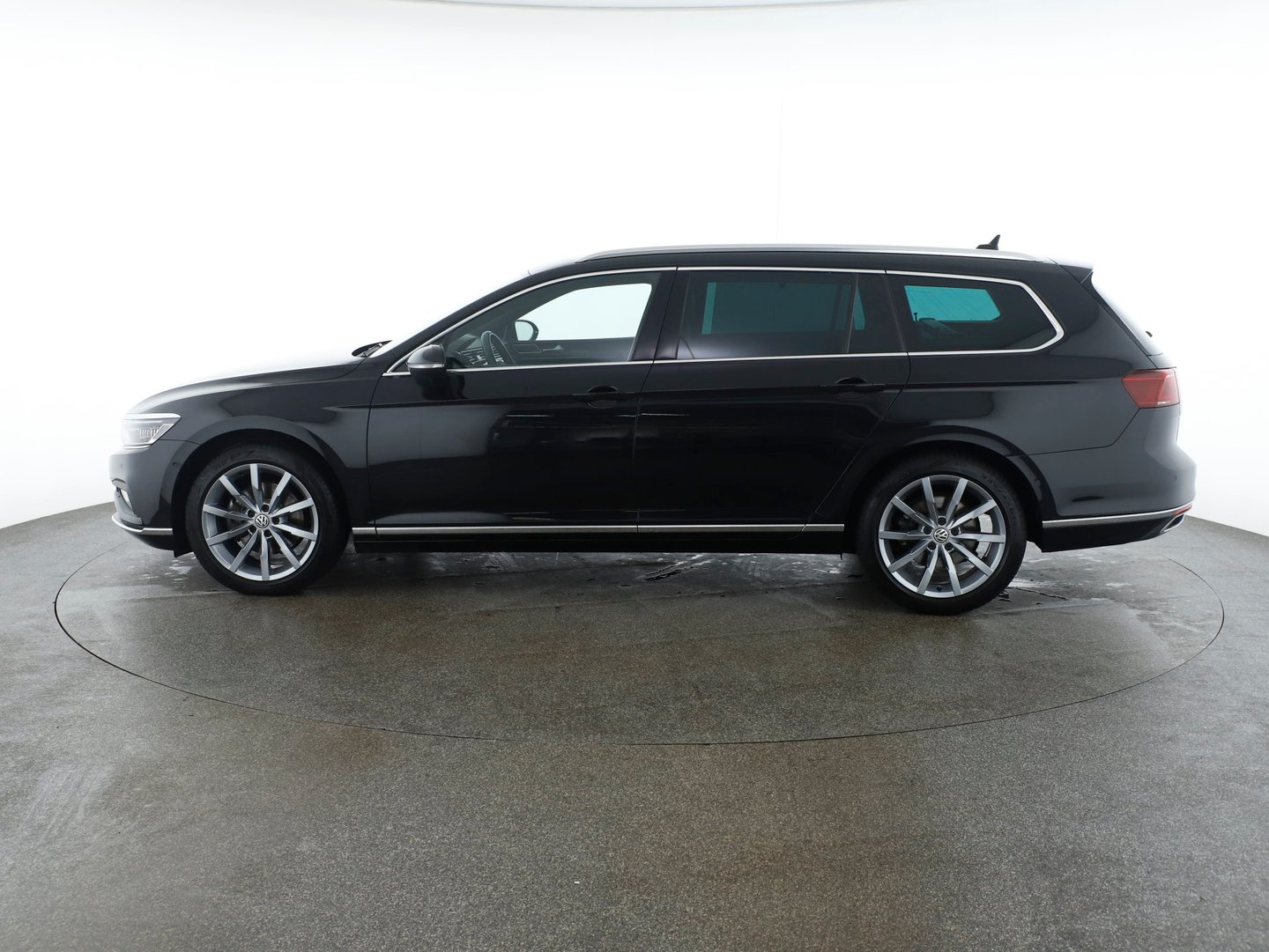 VW Passat Variant Elegance TDI DSG | Bild 3 von 39
