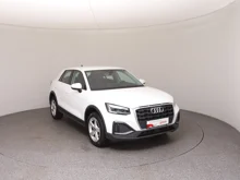 Audi Q2 30 TFSI intense in ibisweiß