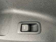 Audi Q2 30 TFSI intense in ibisweiß